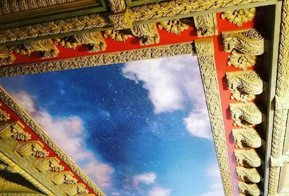 Ceiling Graphics & Displays in Santa Rosa