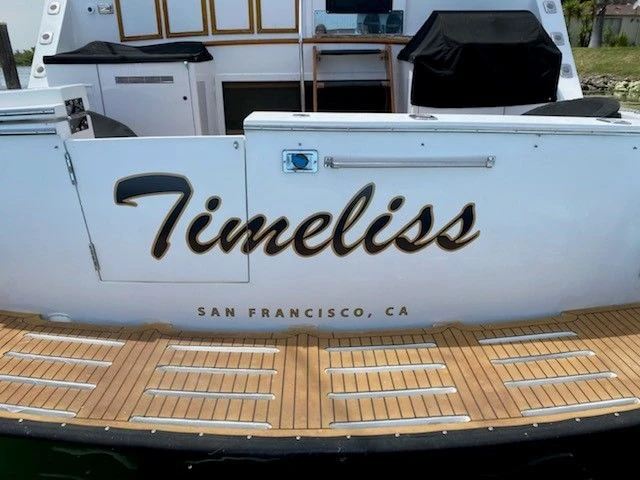 Boat Lettering