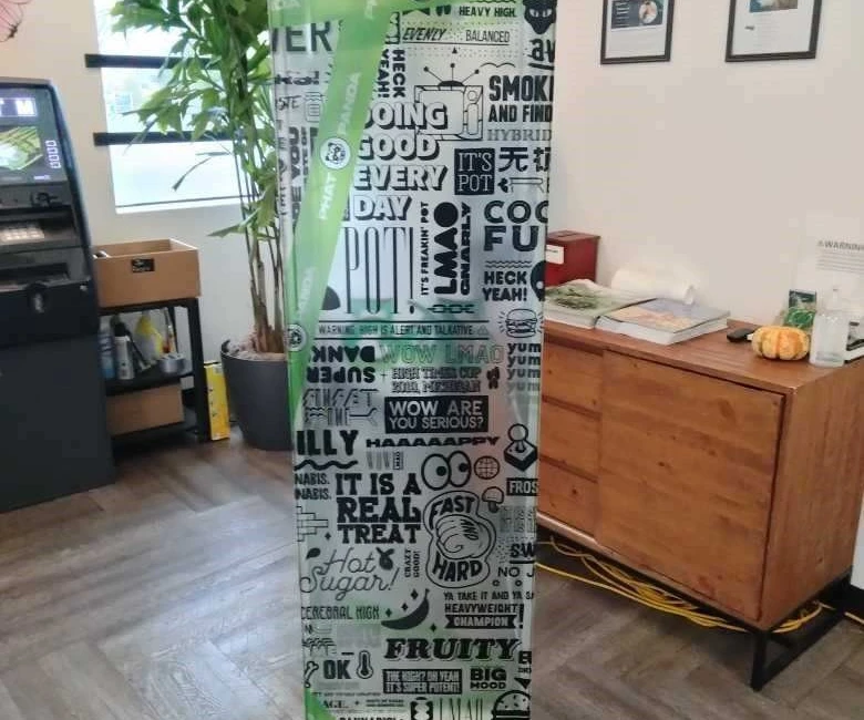 Custom Decals, Wraps & Lettering