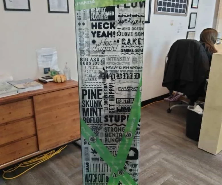 Custom Decals, Wraps & Lettering