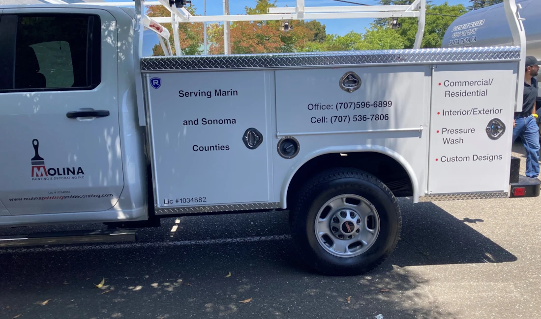 Vehicle Graphics & Lettering