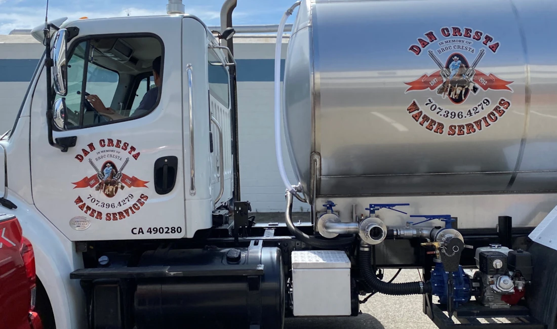 Vehicle Graphics & Lettering