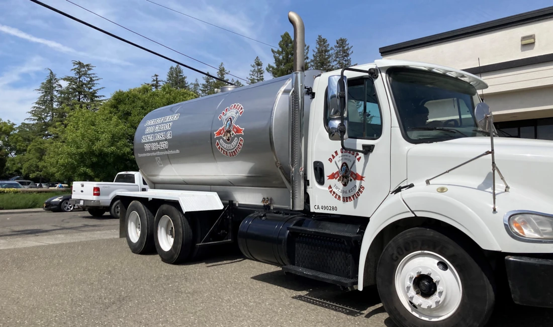 Vehicle Graphics & Lettering